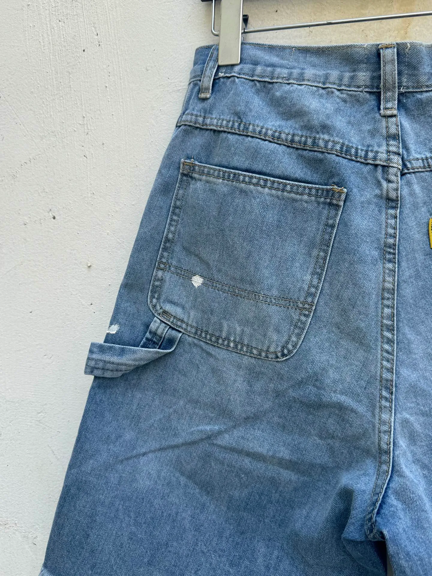 P200💰GD098 GALLERY DEPT splashing ink and paint destroying the edges, retro washed and distressed high street logging workwear denim shorts Workmanship: original accessories Customized original Logo buttons YKK zippers 6 complete labels Original hang tag Color: blue Size: S-XXL (28 30 32 34 36)